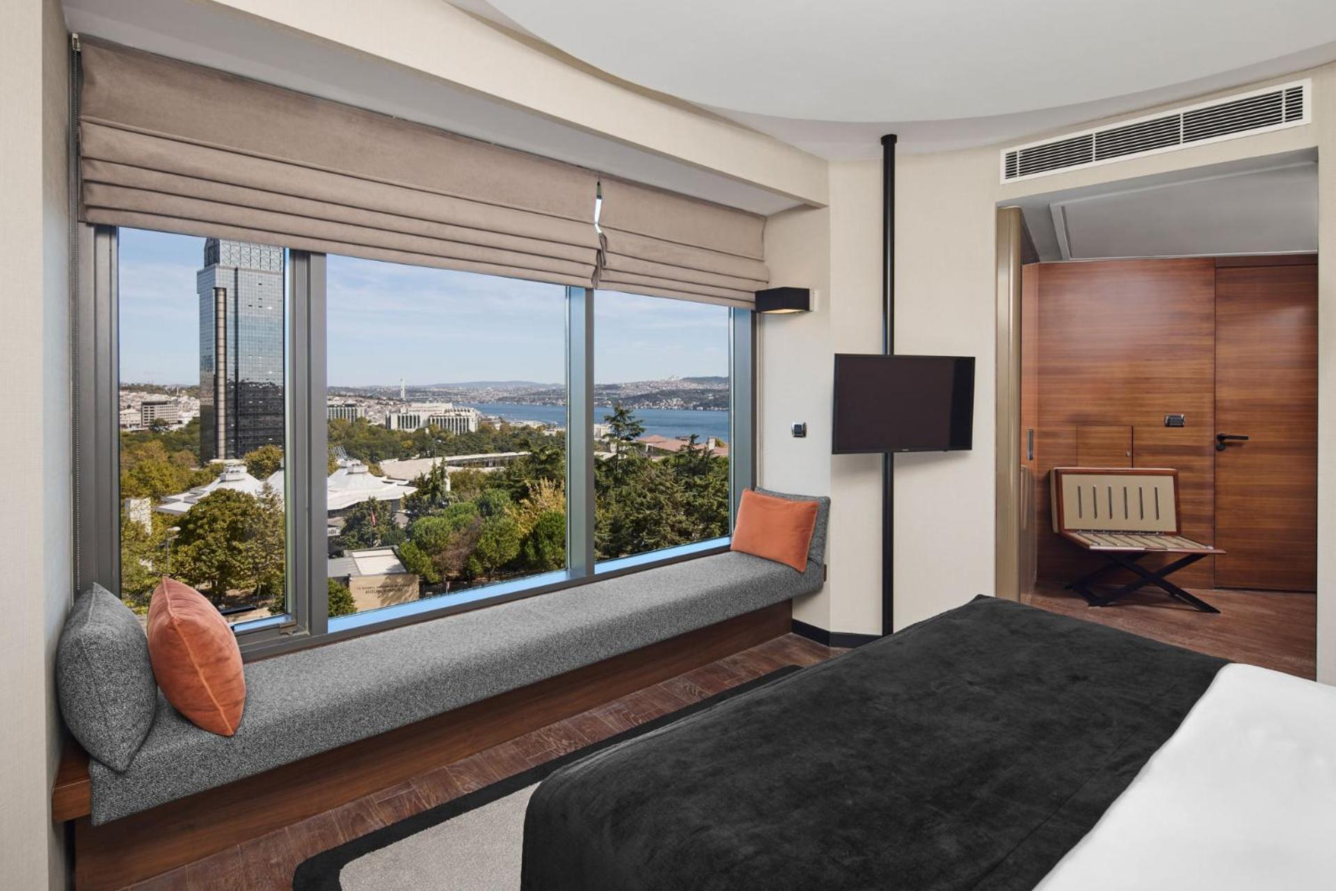Deluxe Corner Double Room with Sea View,1540065115:JPEG